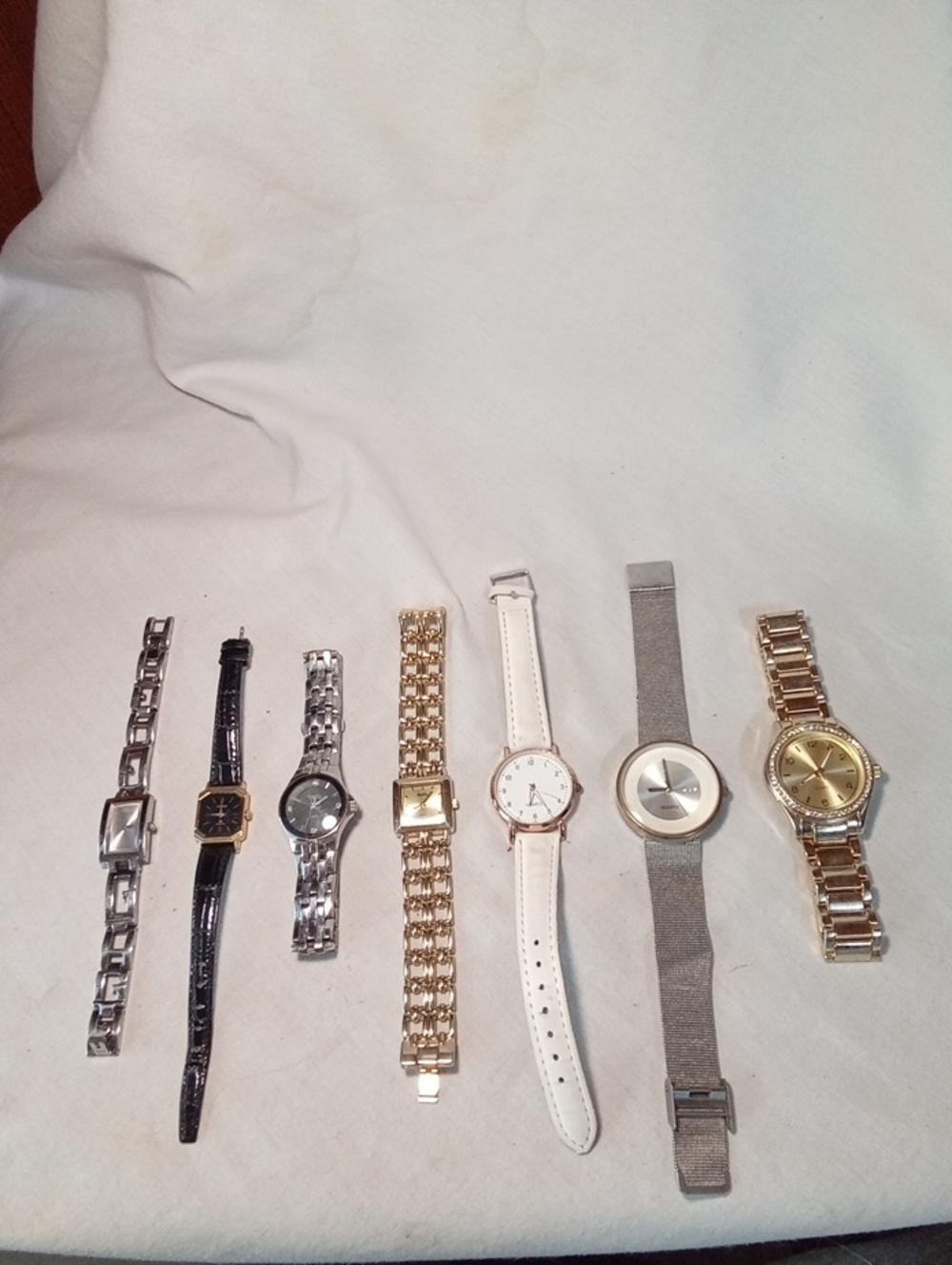 Assorted Women's Watches. Guess.Quartz.Bella.Caravel